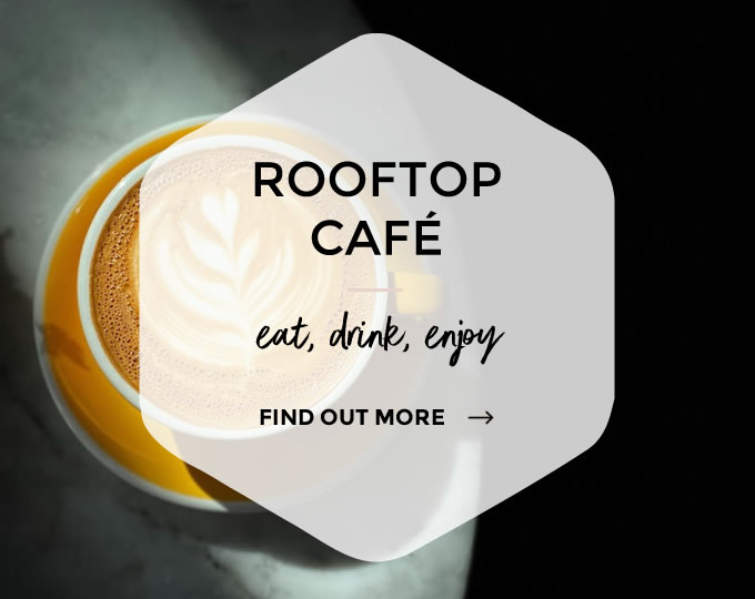 Roof Top Caf&eacute;